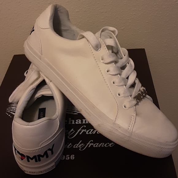 Tommy Hilfiger Shoes Size 8 Alune Lace Up Like New - Picture 5 of 11